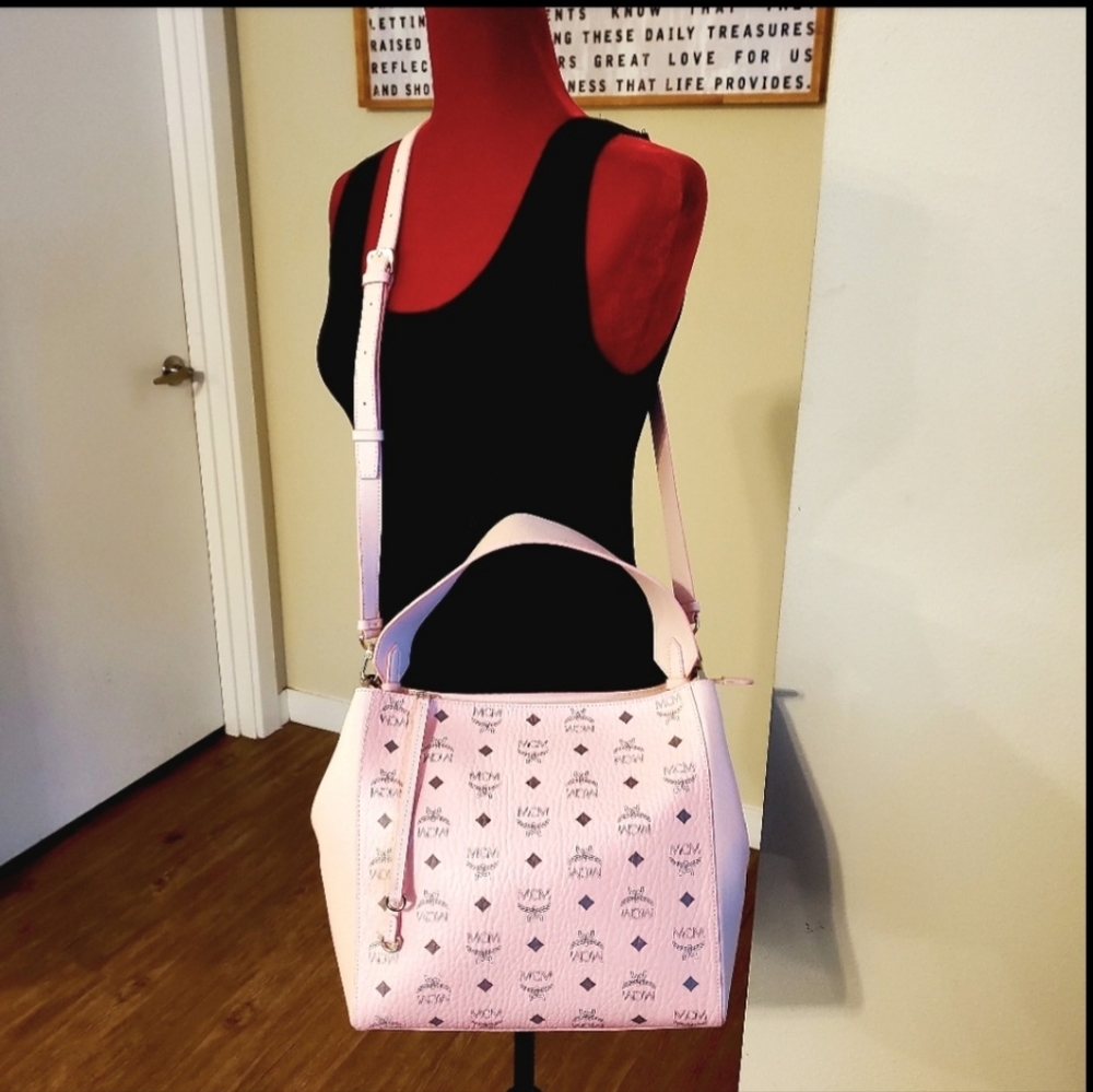 MCM women's crossbody/handheld purse - Picture 2 of 3